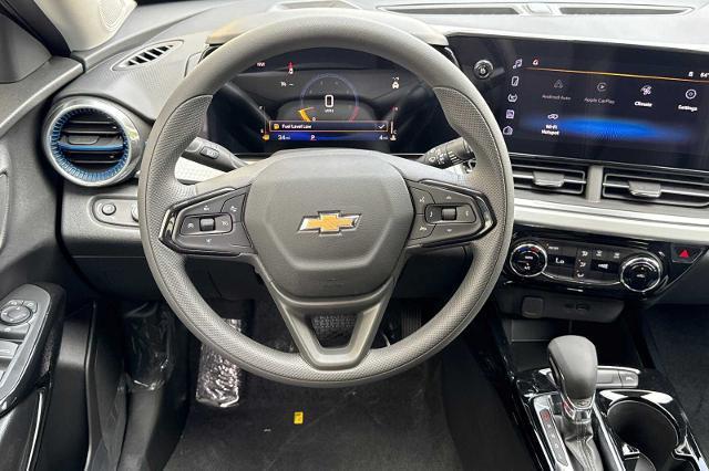 new 2025 Chevrolet Trax car, priced at $23,345