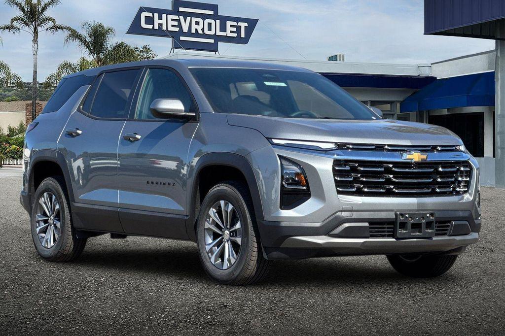 new 2026 Chevrolet Equinox car, priced at $33,235