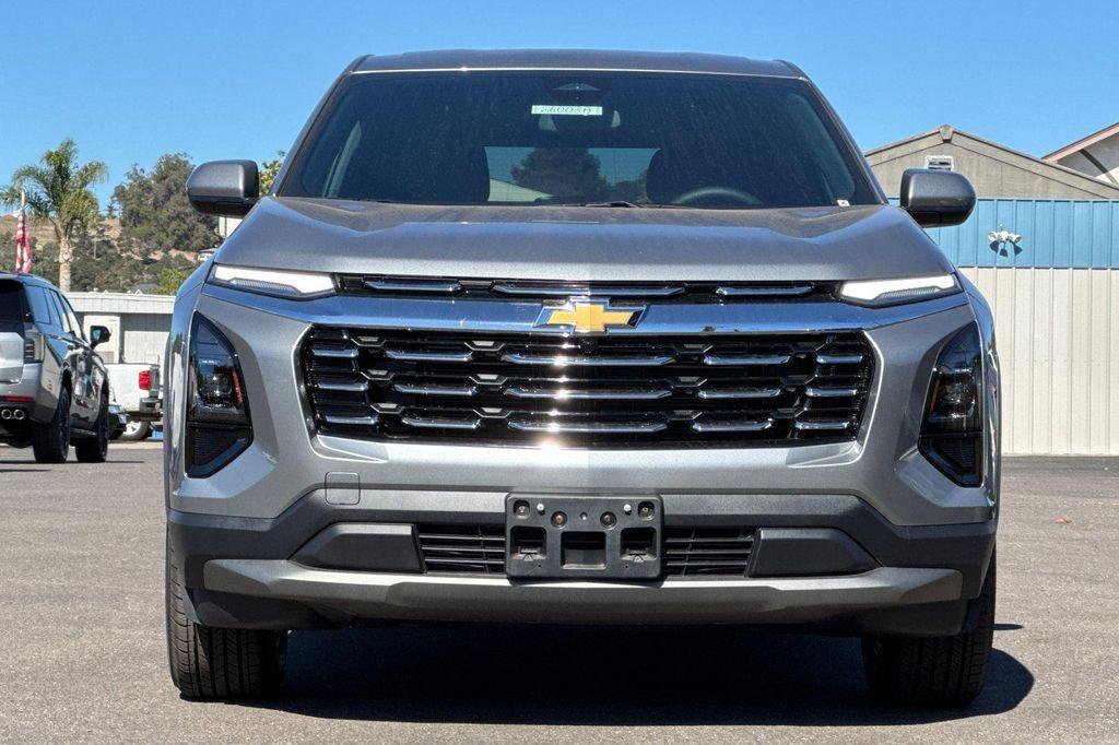 new 2026 Chevrolet Equinox car, priced at $33,235