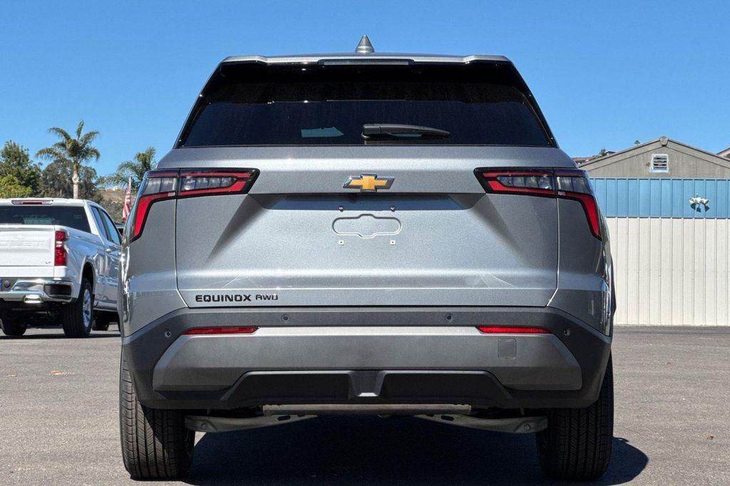new 2026 Chevrolet Equinox car, priced at $33,235