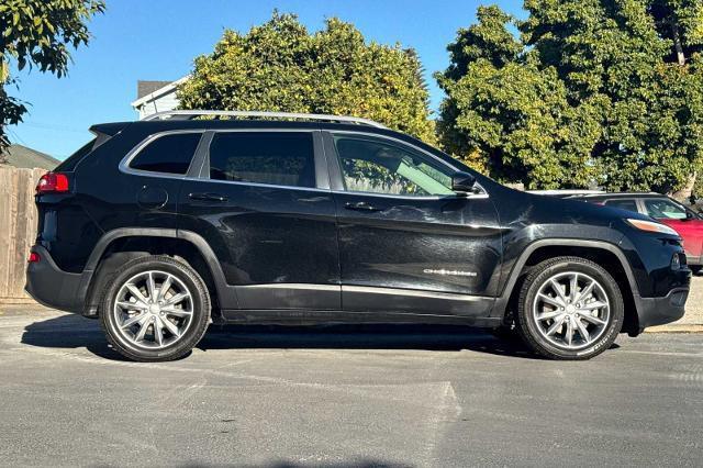 used 2018 Jeep Cherokee car, priced at $13,998