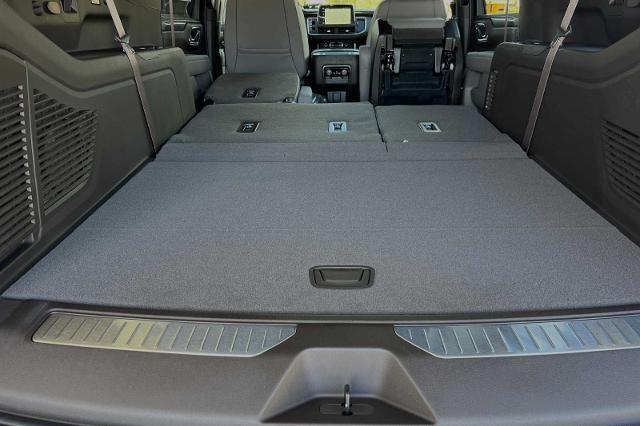 new 2024 Chevrolet Suburban car, priced at $75,690