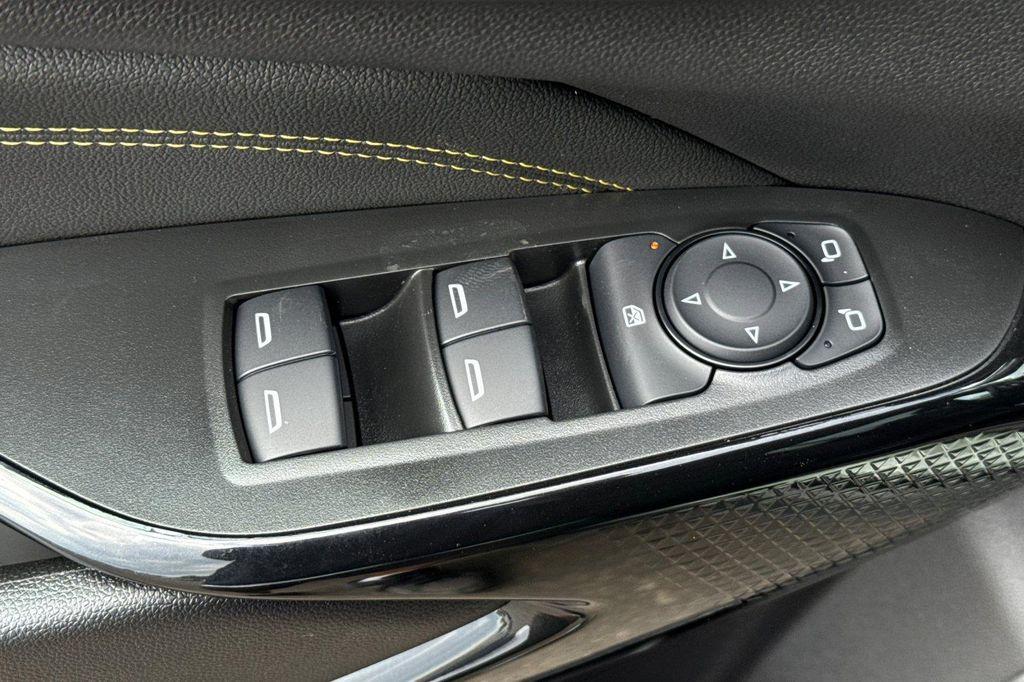 new 2026 Chevrolet Trax car, priced at $27,555