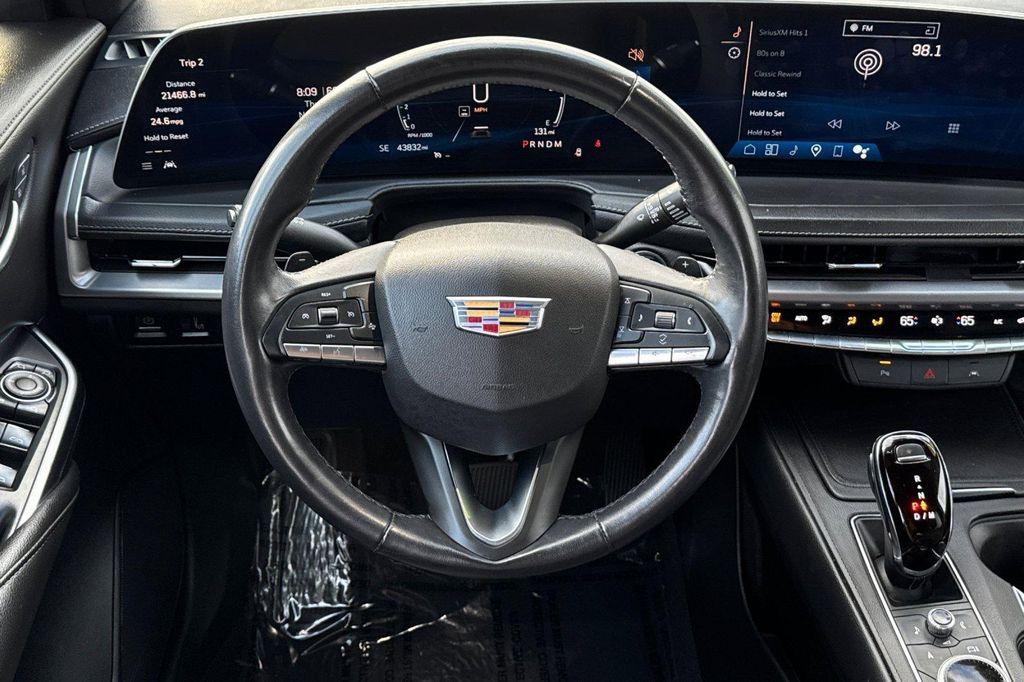 used 2024 Cadillac XT4 car, priced at $29,000