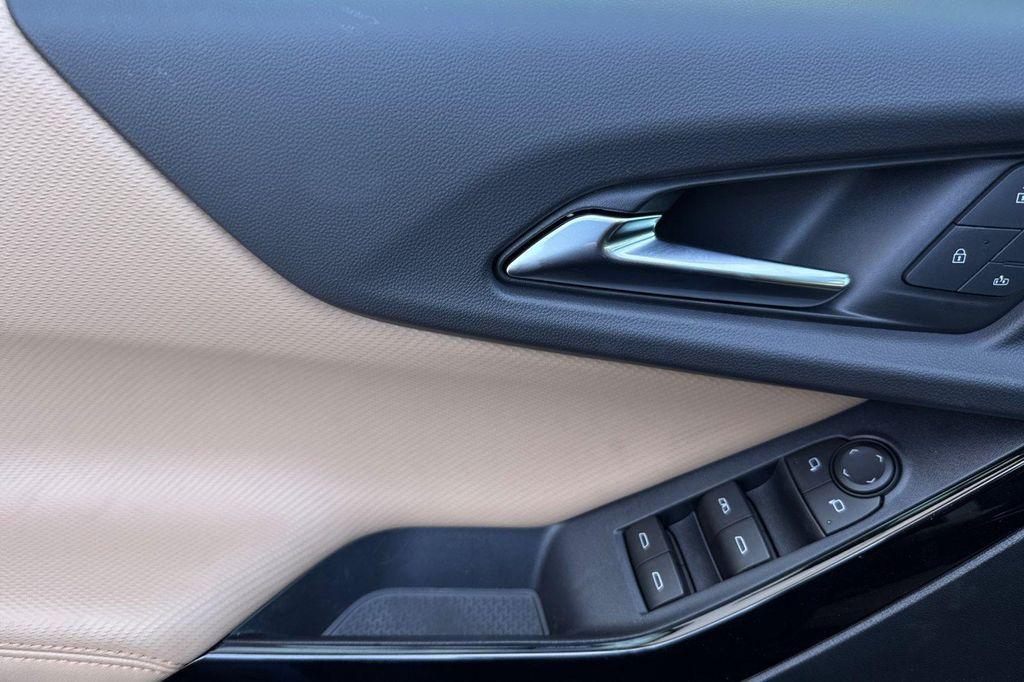 new 2026 Chevrolet Equinox car, priced at $35,910