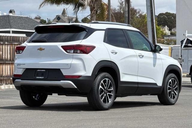 new 2025 Chevrolet TrailBlazer car, priced at $29,120