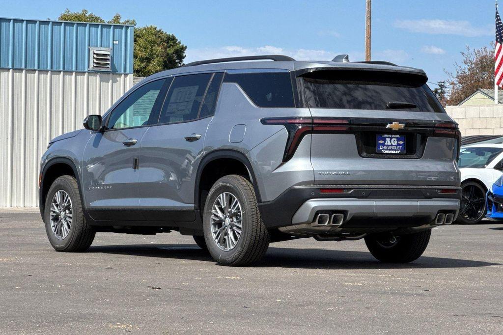 new 2026 Chevrolet Traverse car, priced at $42,263