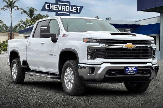 new 2025 Chevrolet Silverado 2500 car, priced at $70,430