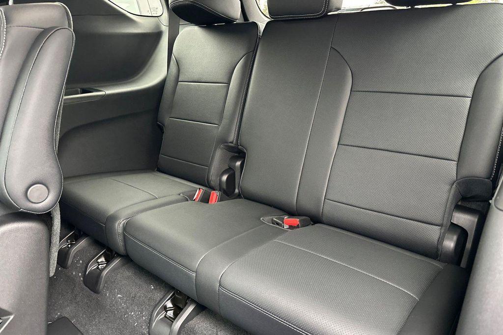 new 2026 Chevrolet Traverse car, priced at $49,415