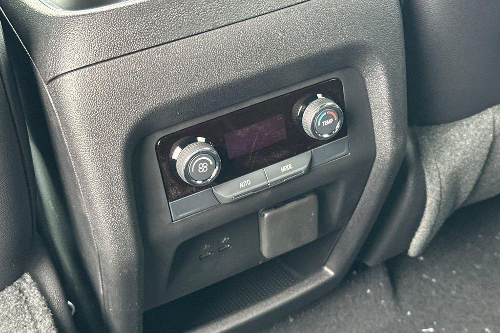 new 2026 Chevrolet Traverse car, priced at $49,415