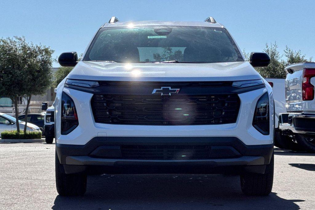 new 2026 Chevrolet Equinox car, priced at $31,780