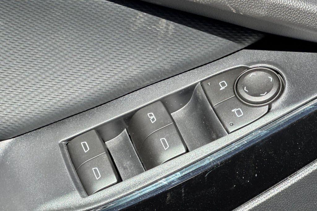 new 2026 Chevrolet Equinox car, priced at $31,780