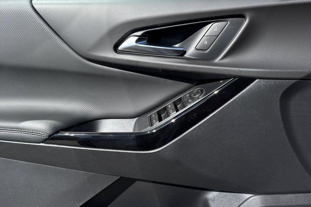 new 2026 Chevrolet Equinox car, priced at $31,780