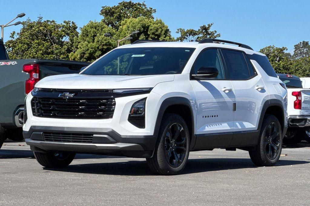new 2026 Chevrolet Equinox car, priced at $31,780