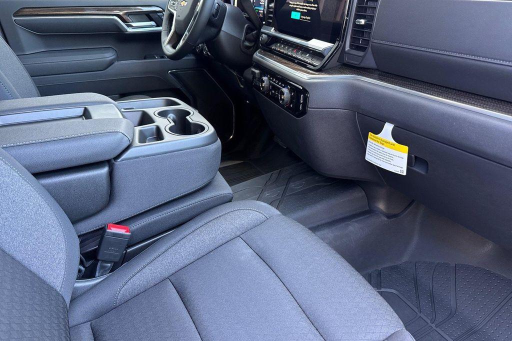 new 2025 Chevrolet Silverado 1500 car, priced at $45,459