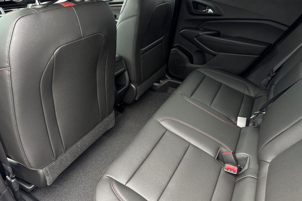 new 2025 Chevrolet Trax car, priced at $25,325