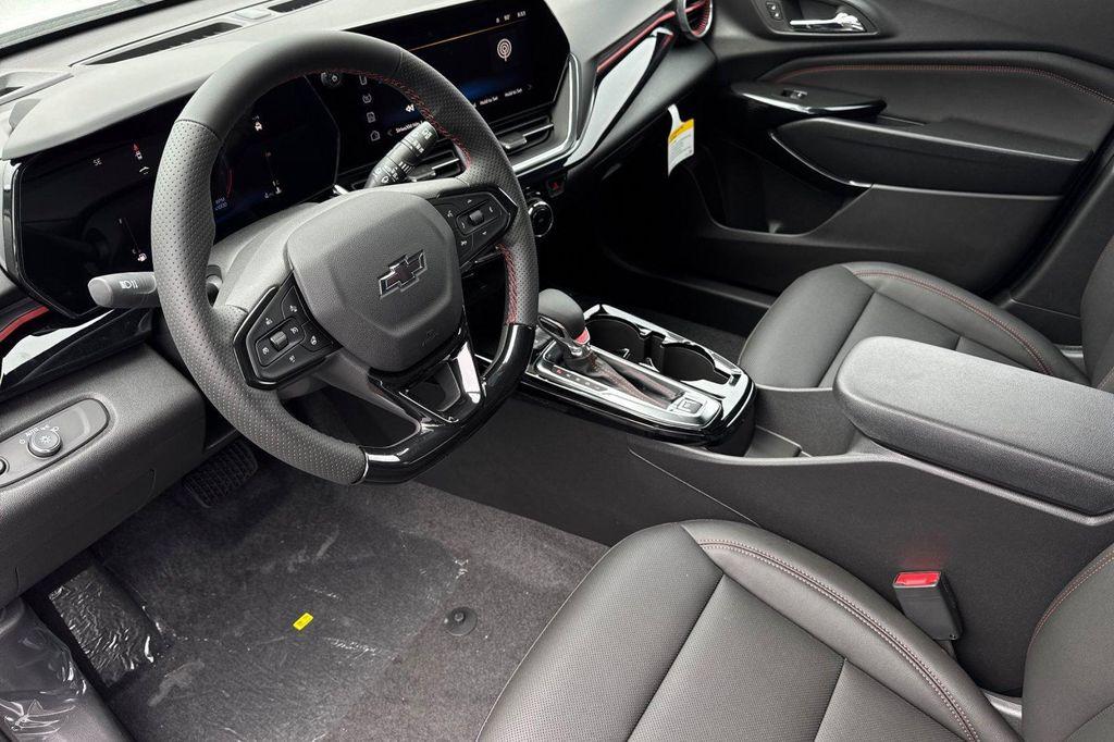 new 2025 Chevrolet Trax car, priced at $25,325