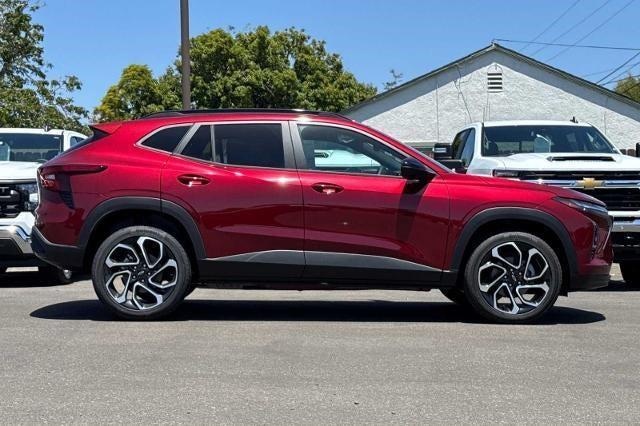 new 2025 Chevrolet Trax car, priced at $25,690