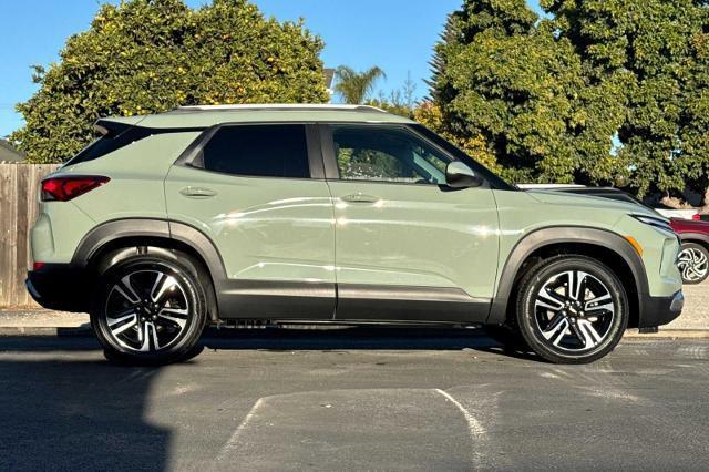 new 2025 Chevrolet TrailBlazer car, priced at $27,718