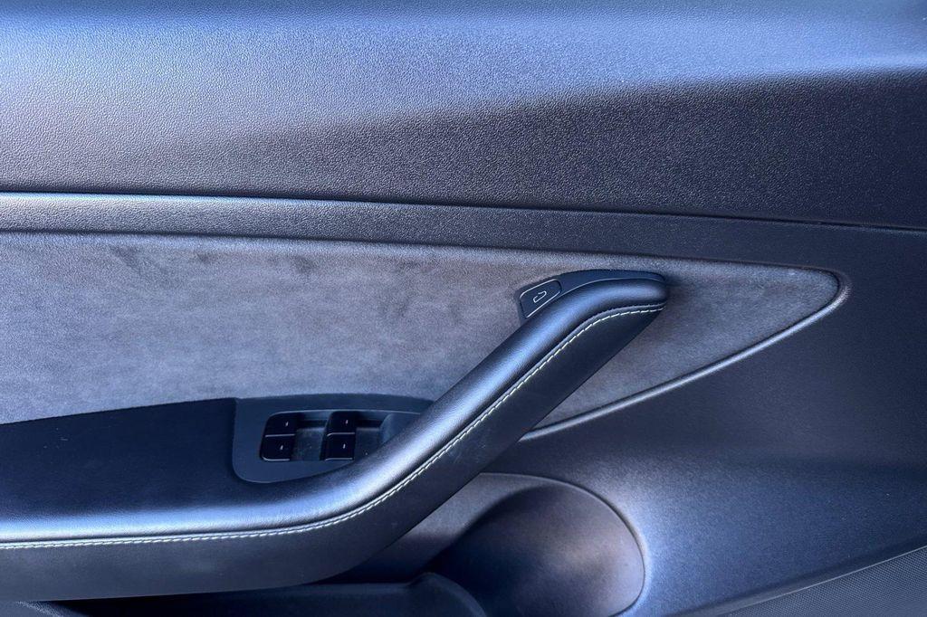 used 2021 Tesla Model 3 car, priced at $22,000
