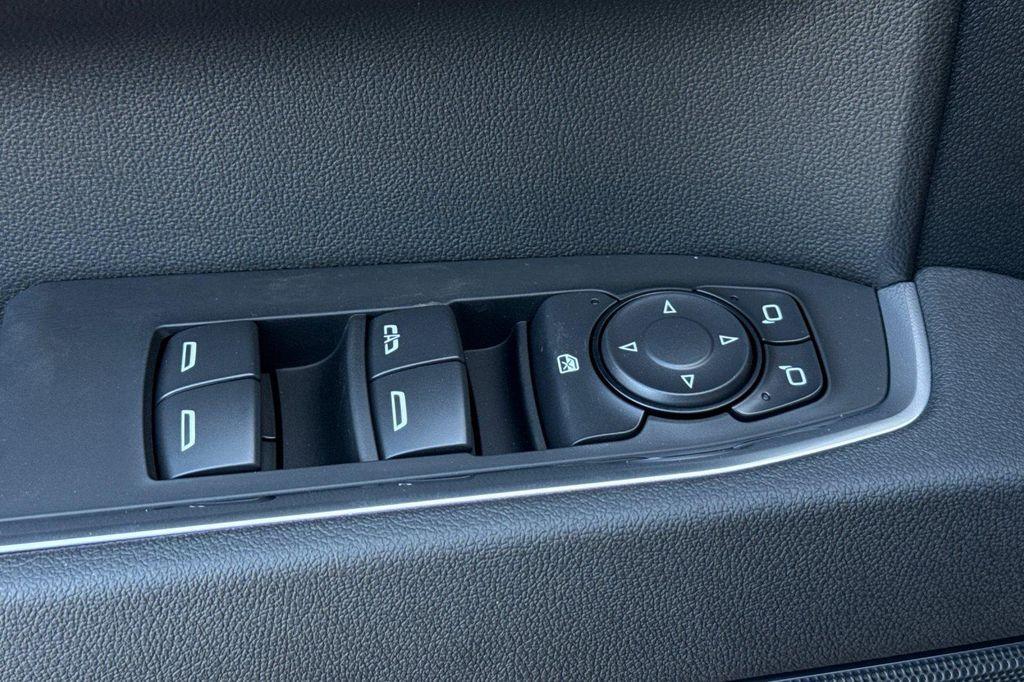 new 2026 Chevrolet Silverado 1500 car, priced at $60,040