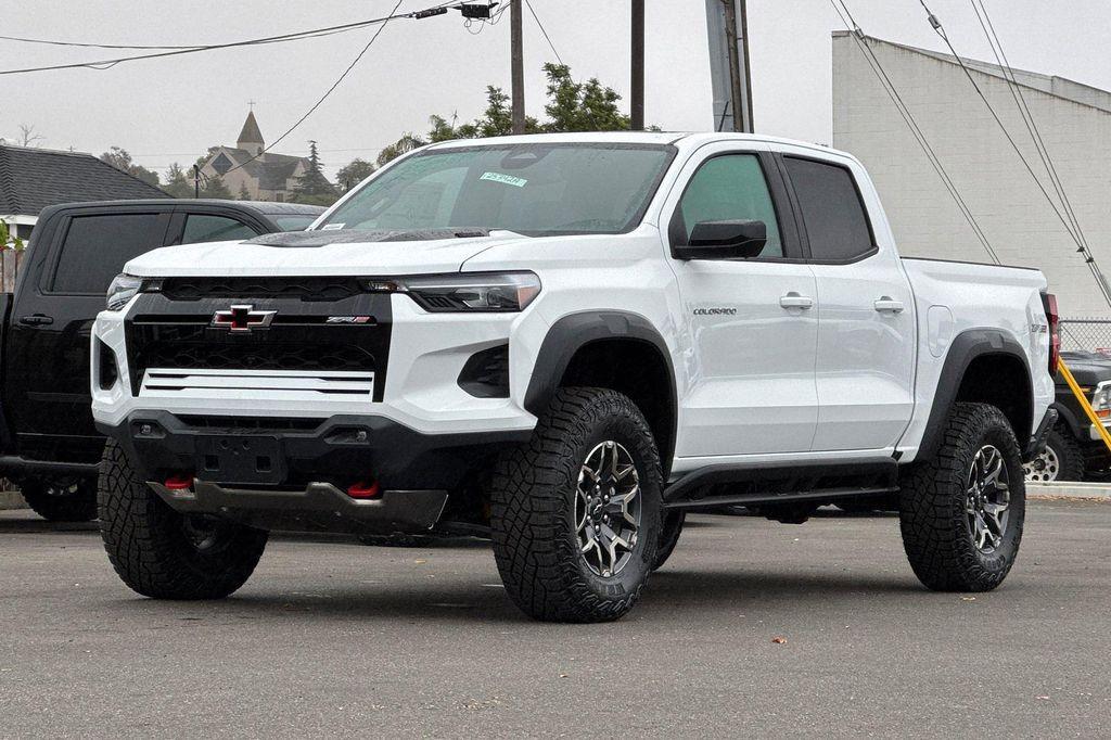 new 2025 Chevrolet Colorado car, priced at $50,320