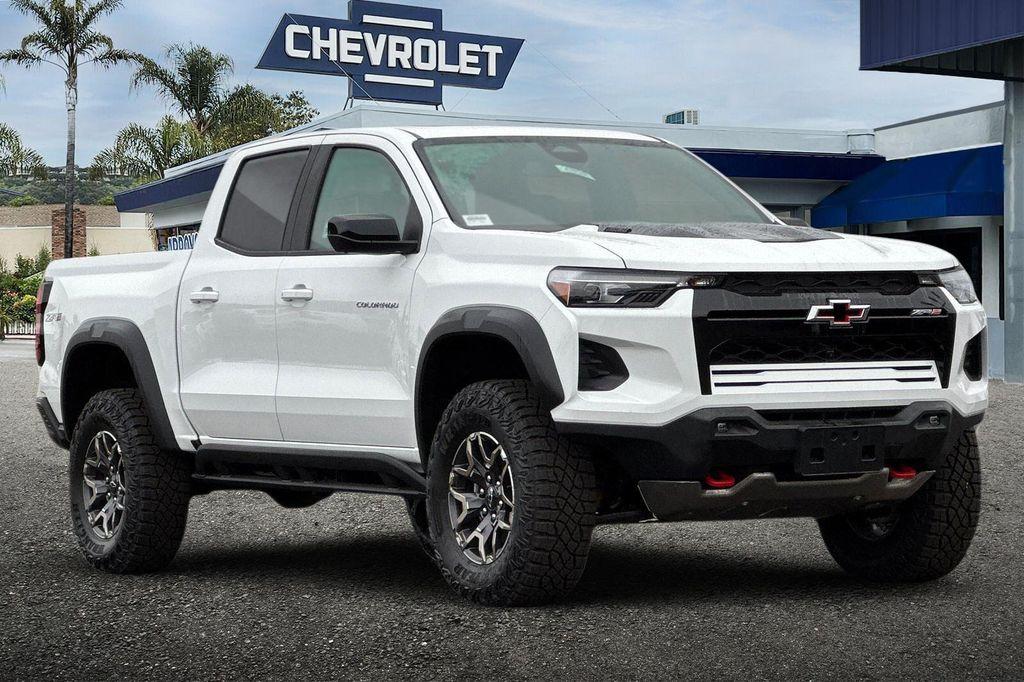 new 2025 Chevrolet Colorado car, priced at $50,320