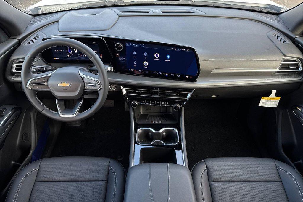 new 2026 Chevrolet Traverse car, priced at $42,470