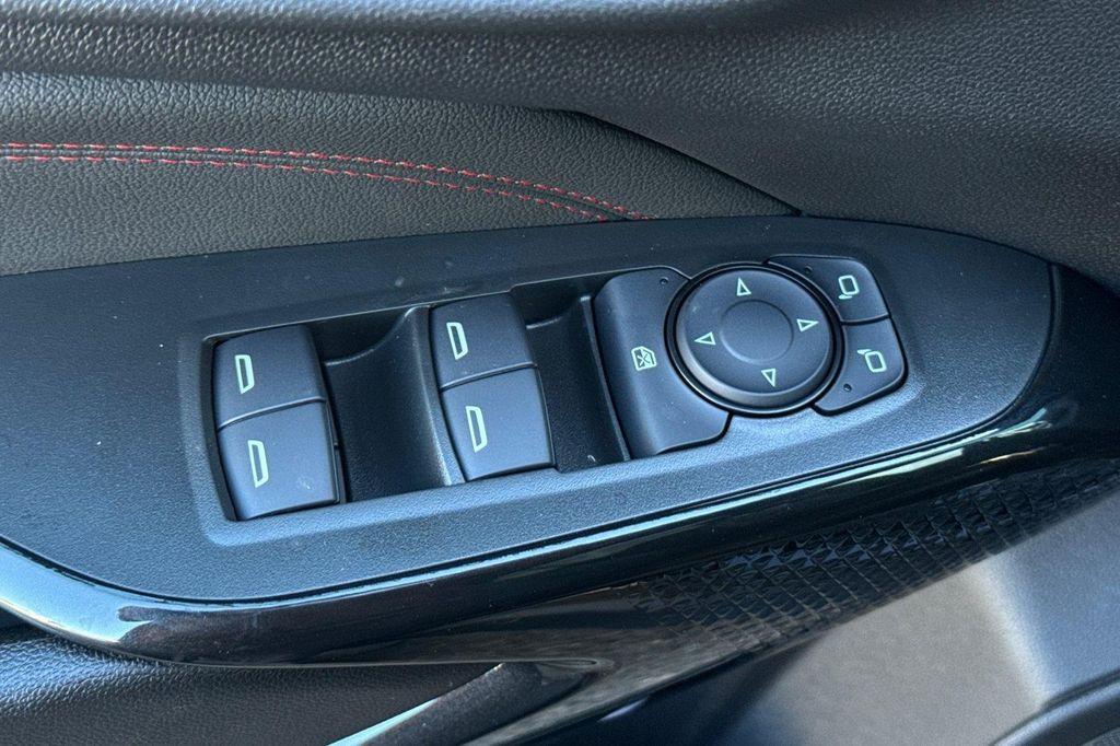 new 2026 Chevrolet Trax car, priced at $27,555