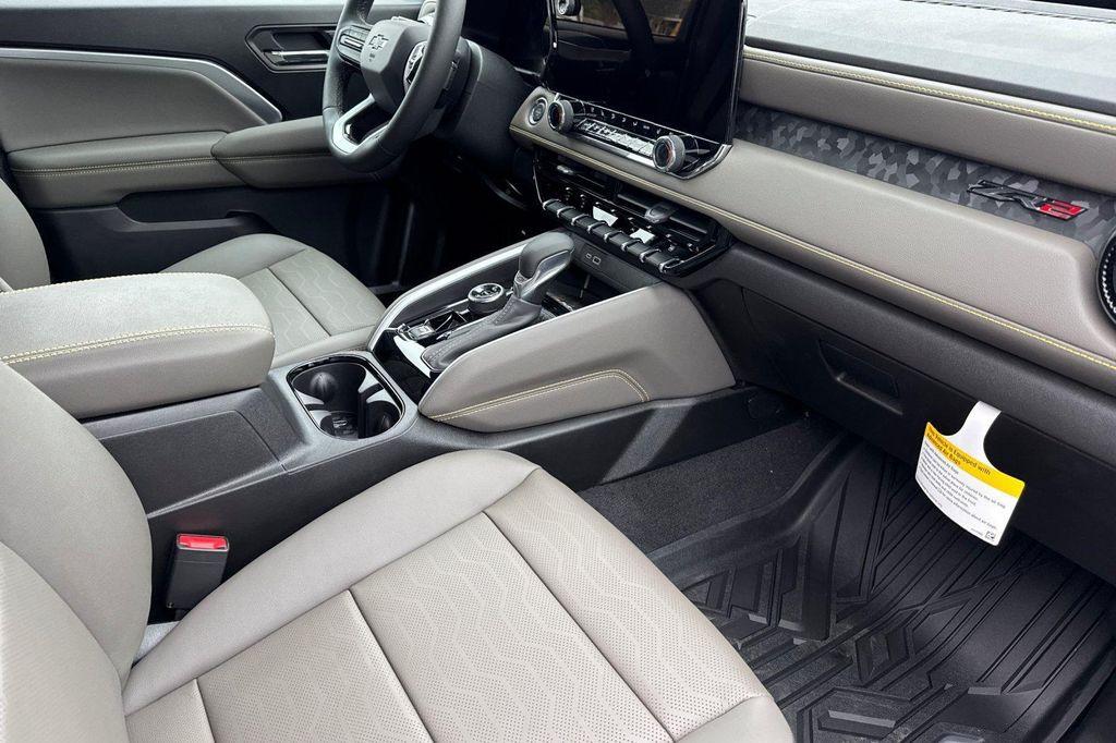new 2025 Chevrolet Colorado car, priced at $48,330