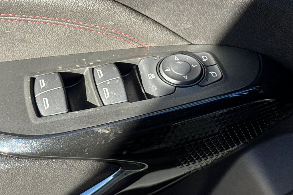 new 2026 Chevrolet Trax car, priced at $27,555