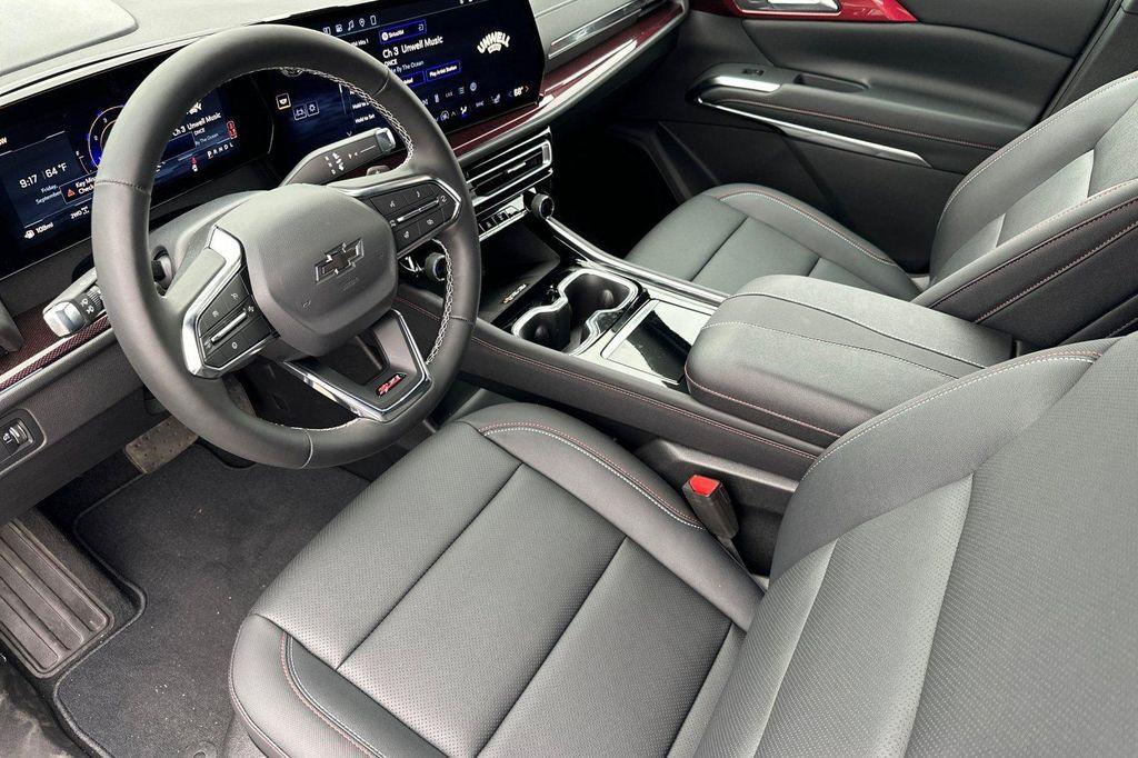 new 2026 Chevrolet Traverse car, priced at $50,097