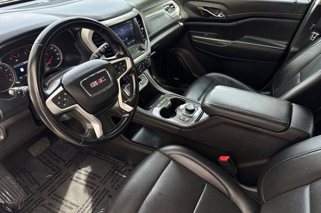 used 2023 GMC Acadia car, priced at $25,000