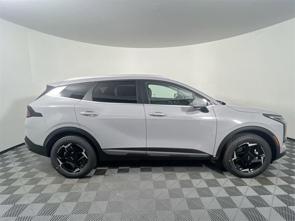 new 2026 Kia Sportage Hybrid car, priced at $32,650