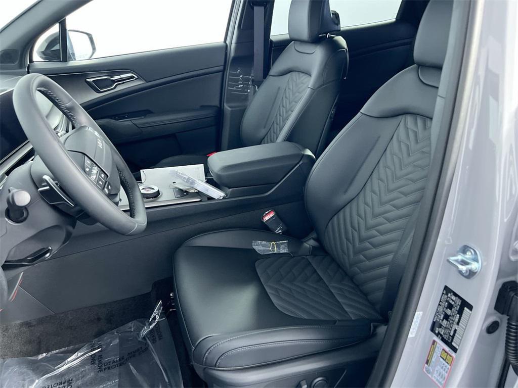 new 2026 Kia Sportage Hybrid car, priced at $32,650