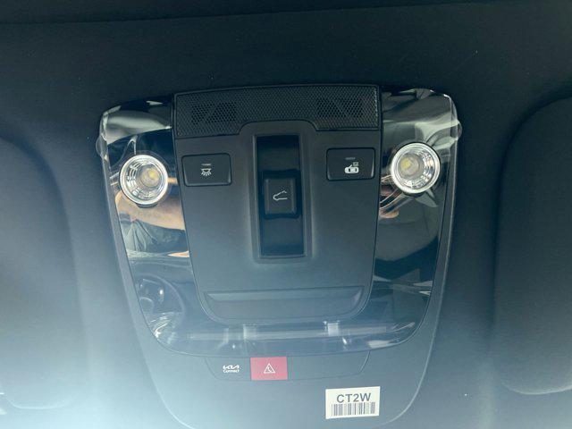 new 2025 Kia Sorento Hybrid car, priced at $47,613