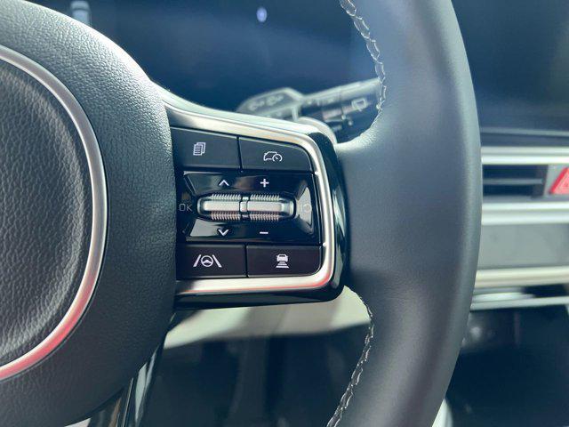 new 2025 Kia Sorento Hybrid car, priced at $35,682