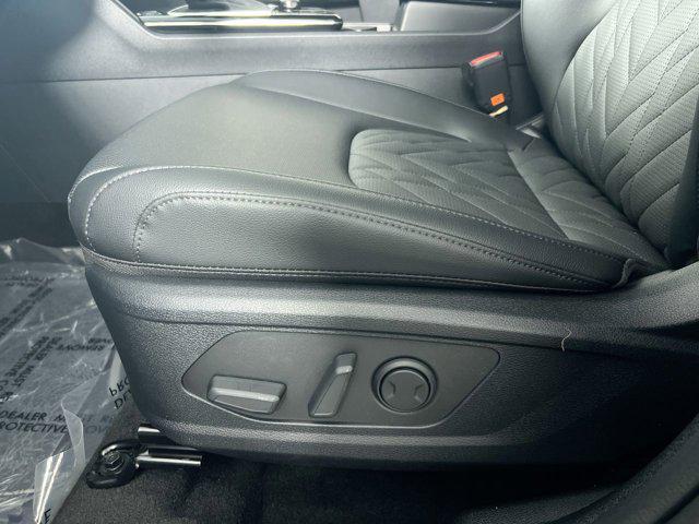 new 2025 Kia Sportage car, priced at $30,691