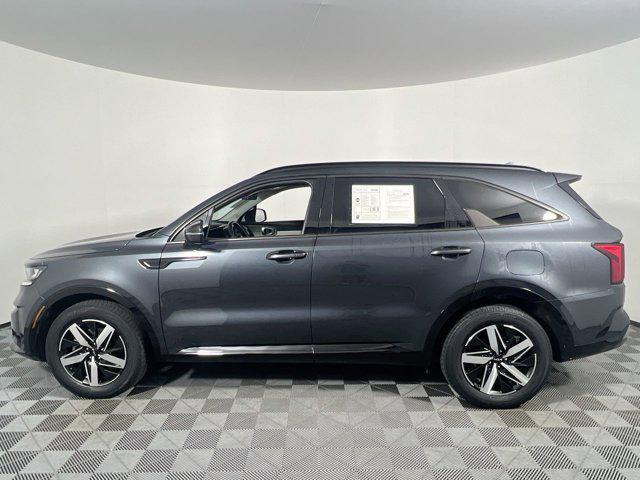 used 2023 Kia Sorento car, priced at $28,500