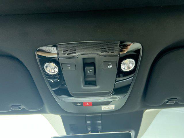 new 2025 Kia Sorento Hybrid car, priced at $49,080