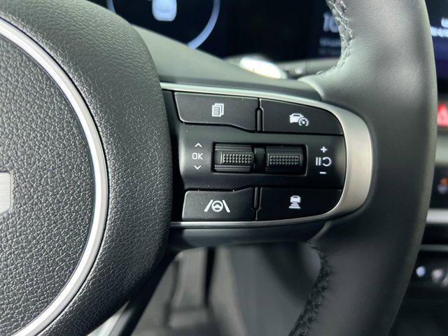 new 2025 Kia Sportage Hybrid car, priced at $35,380