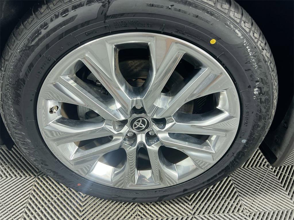 used 2023 Toyota Highlander car, priced at $36,750