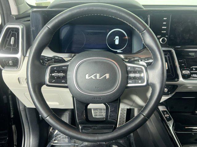 used 2023 Kia Sorento Hybrid car, priced at $34,500