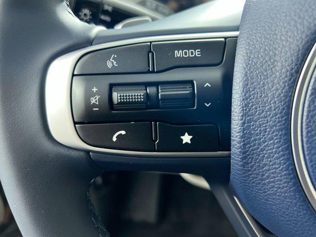 new 2025 Kia Sportage Hybrid car, priced at $30,554