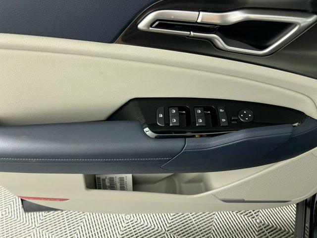 new 2025 Kia Sportage Hybrid car, priced at $30,554