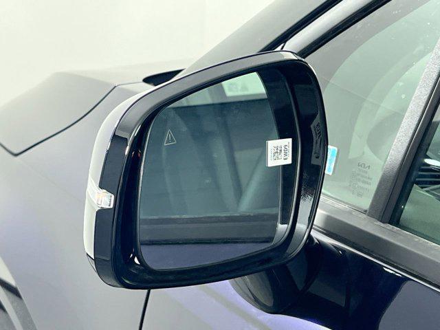 new 2025 Kia Carnival car, priced at $39,575