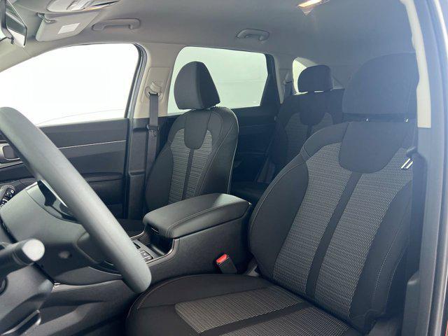 new 2025 Kia Sorento car, priced at $29,669