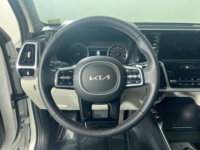 used 2023 Kia Sorento Hybrid car, priced at $30,750