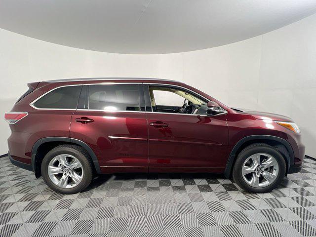 used 2016 Toyota Highlander car, priced at $24,500