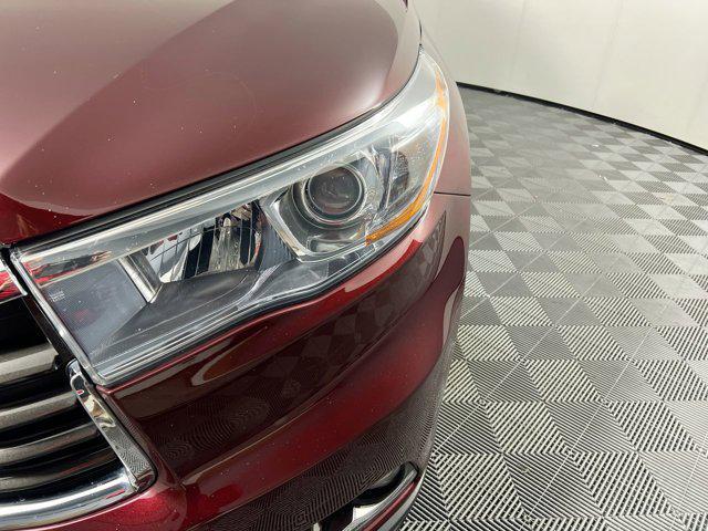 used 2016 Toyota Highlander car, priced at $24,500